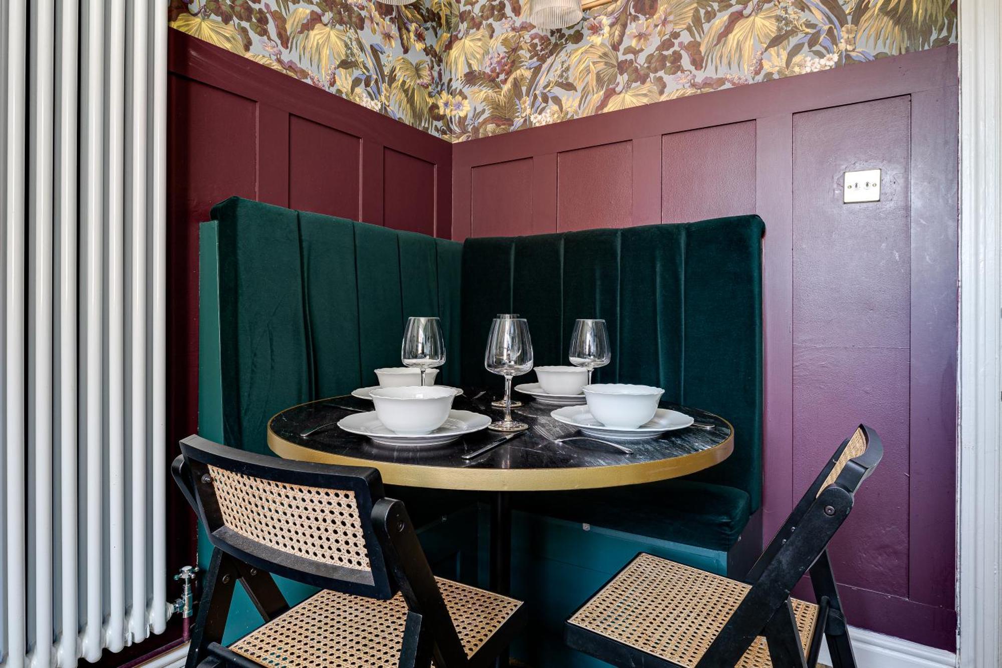 Insta-Worthy Loft On Historic Chester Rows, Sleeps 4 & Free Parking Exterior foto