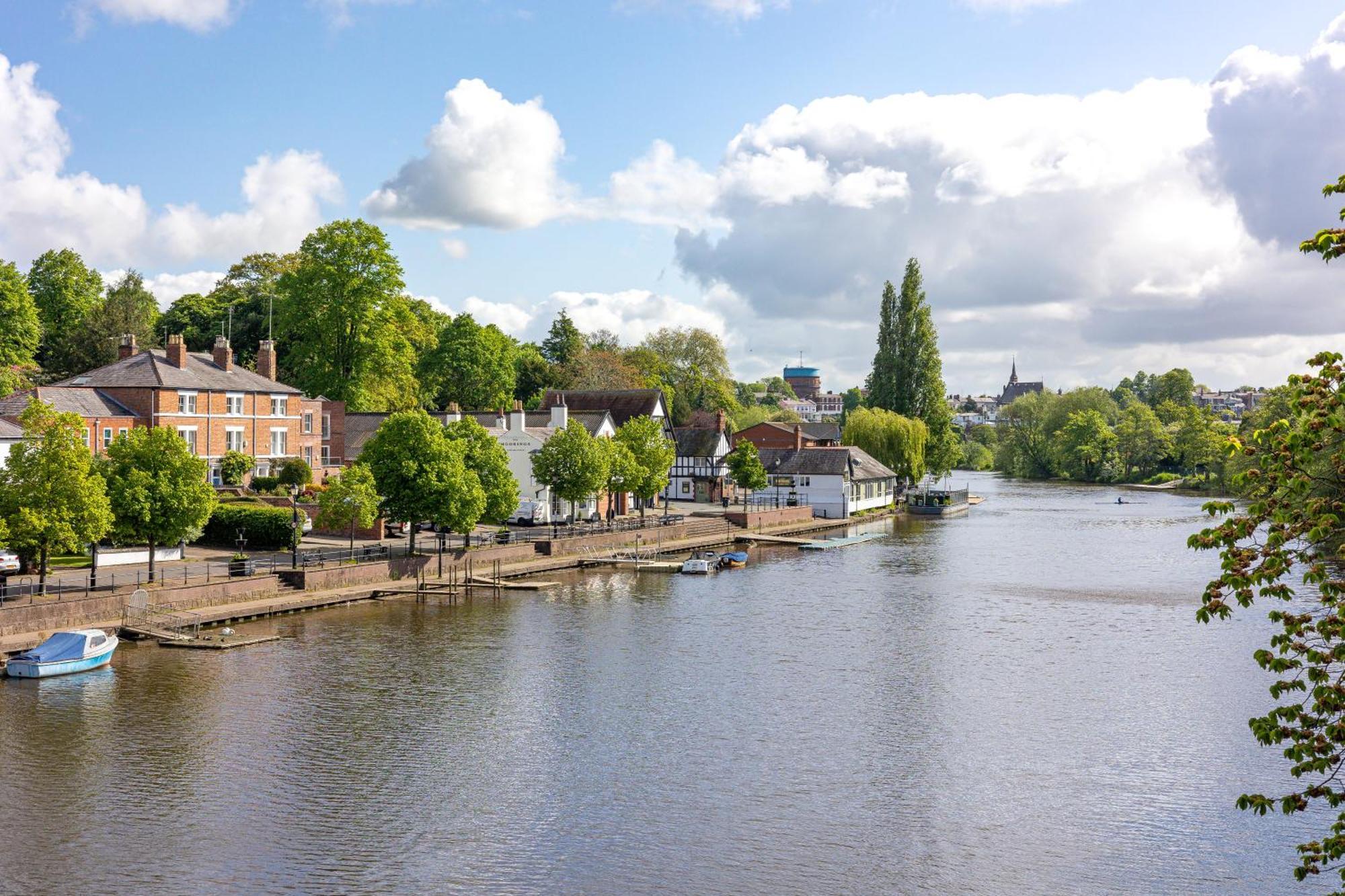 Insta-Worthy Loft On Historic Chester Rows, Sleeps 4 & Free Parking Exterior foto